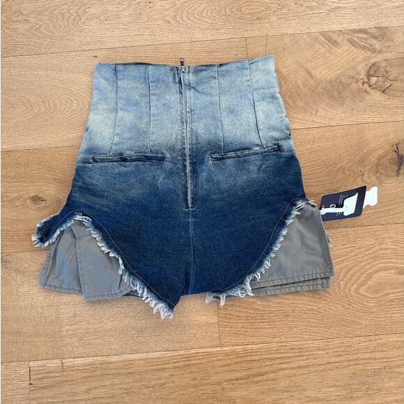 Innovare Denim - Lyla Ombre High Rise Short Jeans in Blue - Picture 3 of 3